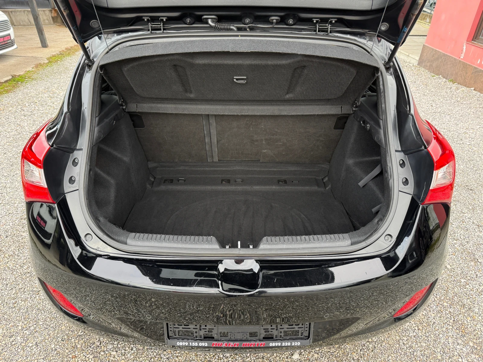 Hyundai I30 1.6CRDi, LED, * 118 000* KTEO, COC, Full Extra!  | Mobile.bg   14