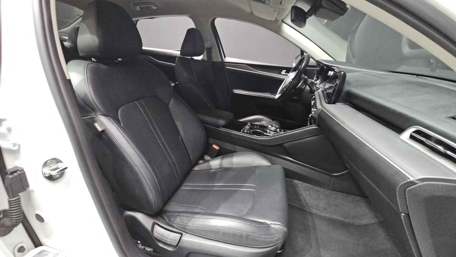 Kia K5 2.0LPI TRENDY autogeorge.com - изображение 10