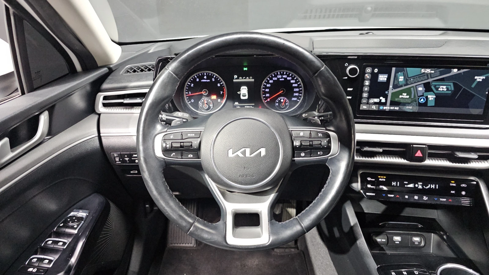 Kia K5 2.0LPI TRENDY autogeorge.com | Mobile.bg � ����������� 12