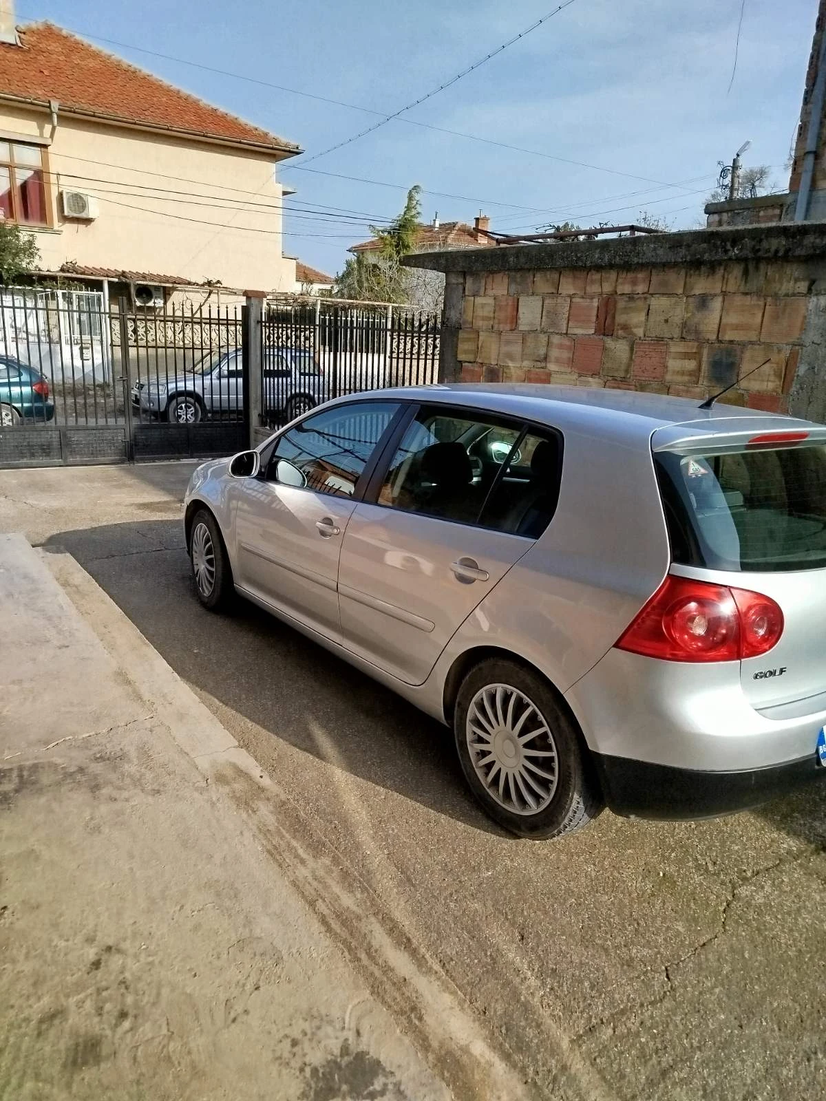 VW Golf 1.6, снимка 11 - Автомобили и джипове - 53807032
