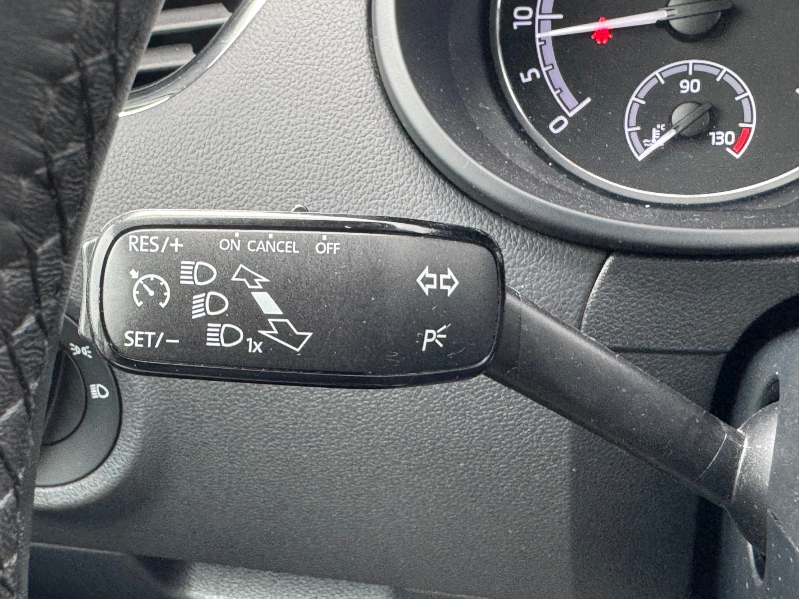 Skoda Octavia 1.6TDI navi, снимка 17 - Автомобили и джипове - 53825724