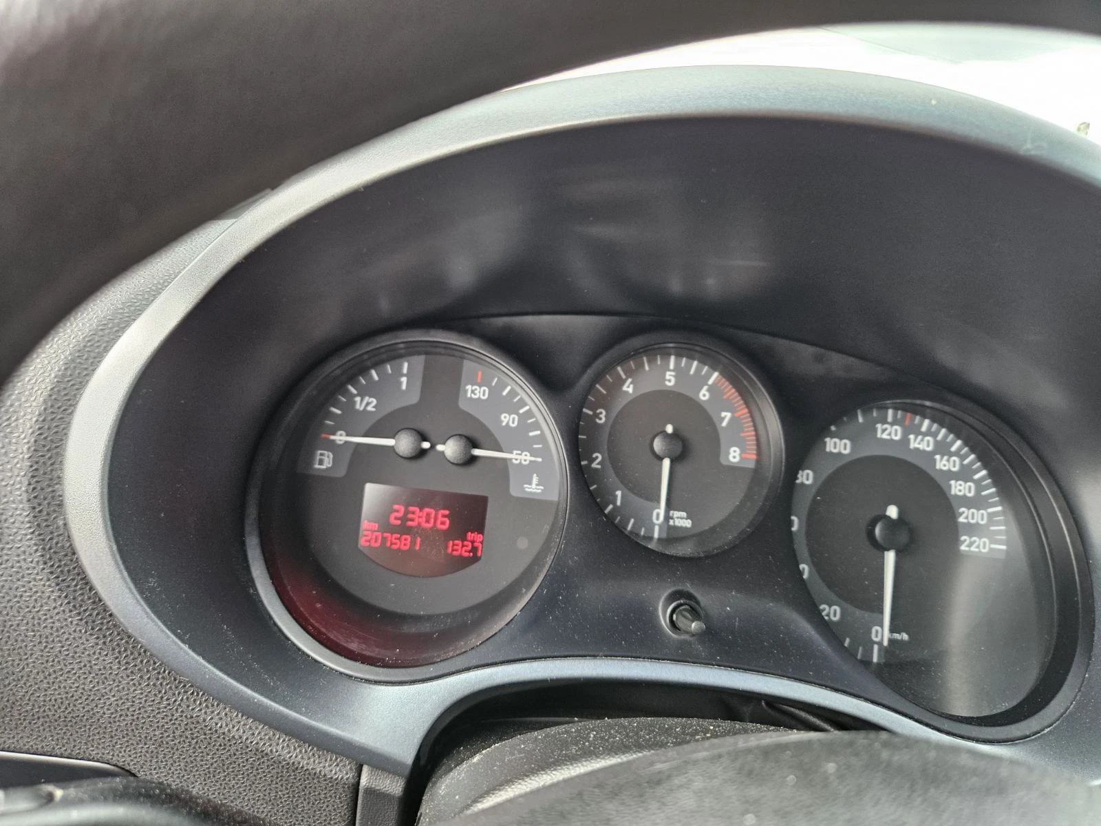 Seat Leon 1.4i 86hp, снимка 5 - Автомобили и джипове - 54147890