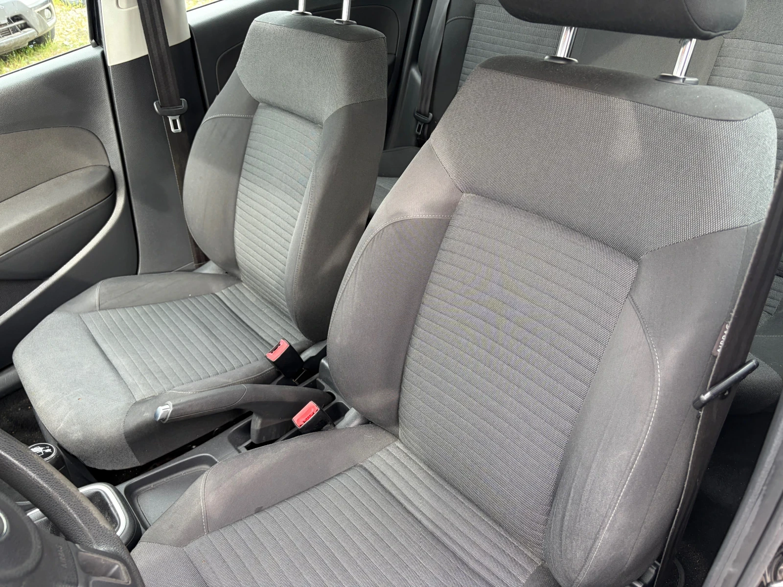 VW Polo 1.2TDi, снимка 8 - Автомобили и джипове - 54208815