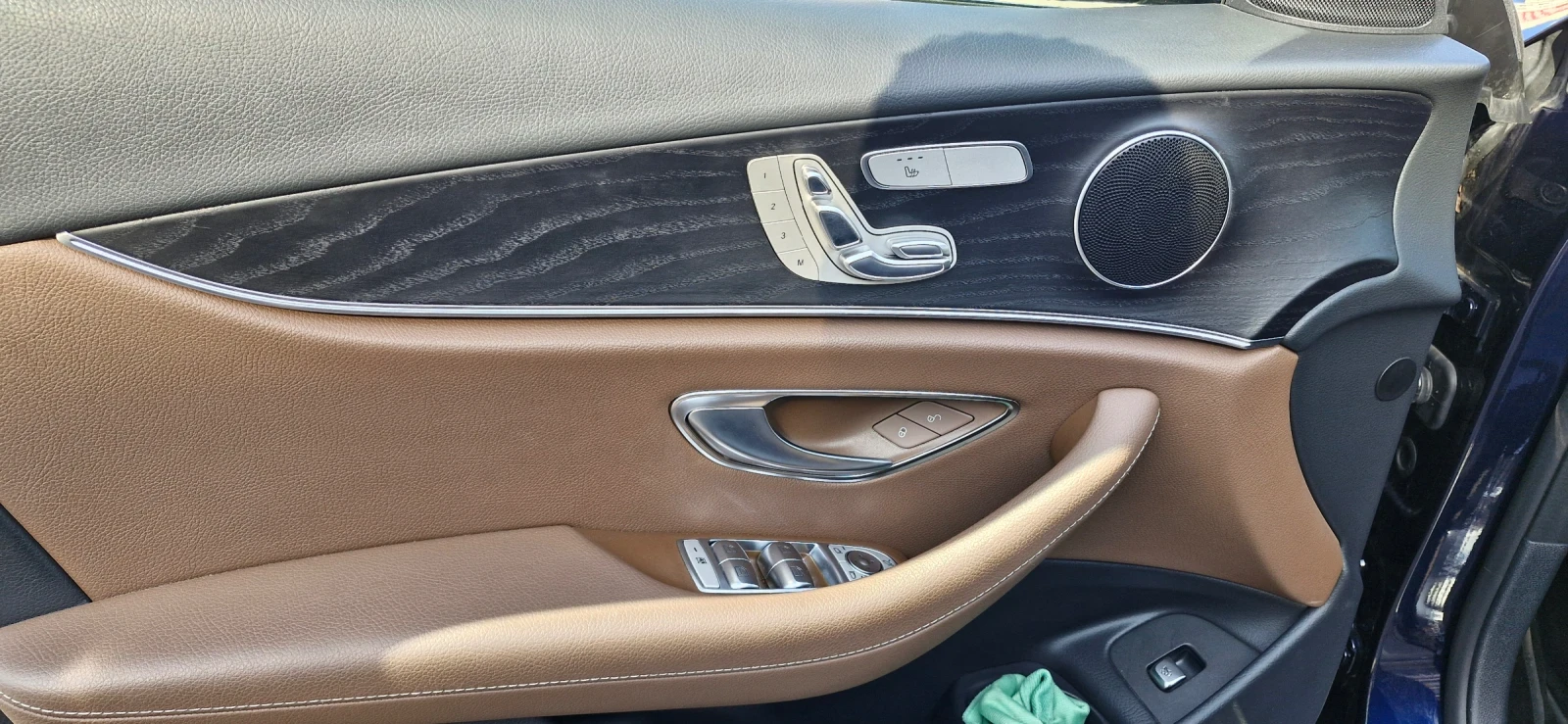 Mercedes-Benz E 300 Diesel - Plugin hybrid-Memory-Panorama, снимка 7 - Автомобили и джипове - 54236832