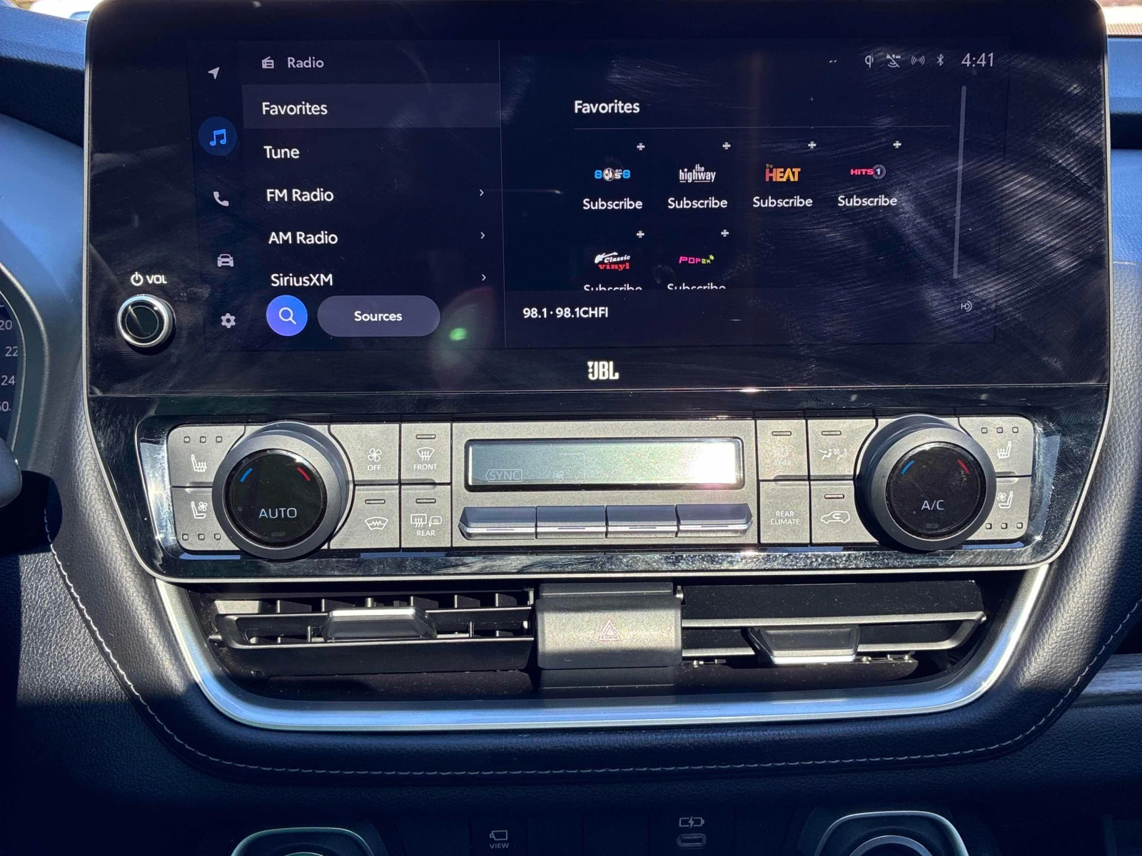 Toyota Grand Highlander HYBRID LIMITED * 7 ������ * 360 ������ * CARFAX *  | Mobile.bg � ����������� 7