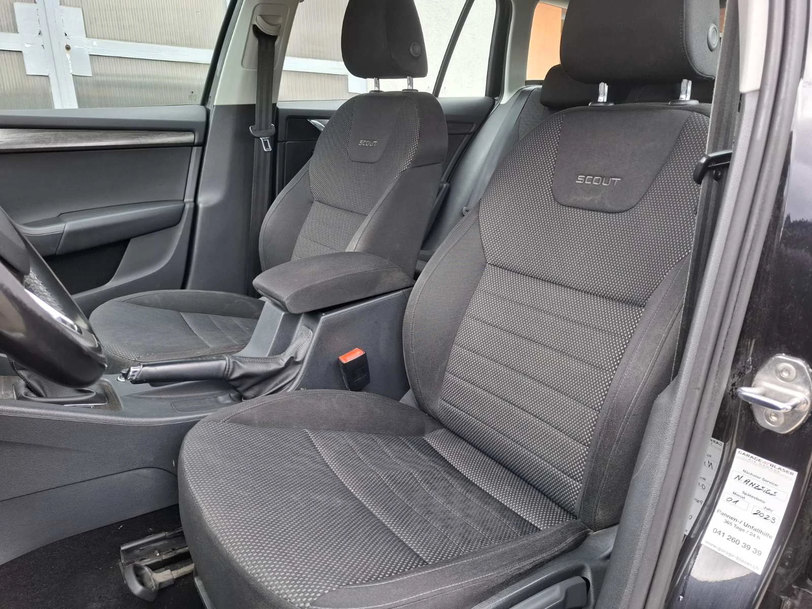 Skoda Octavia SCOUT-2.0TDI-DSG, снимка 10 - Автомобили и джипове - 54384553