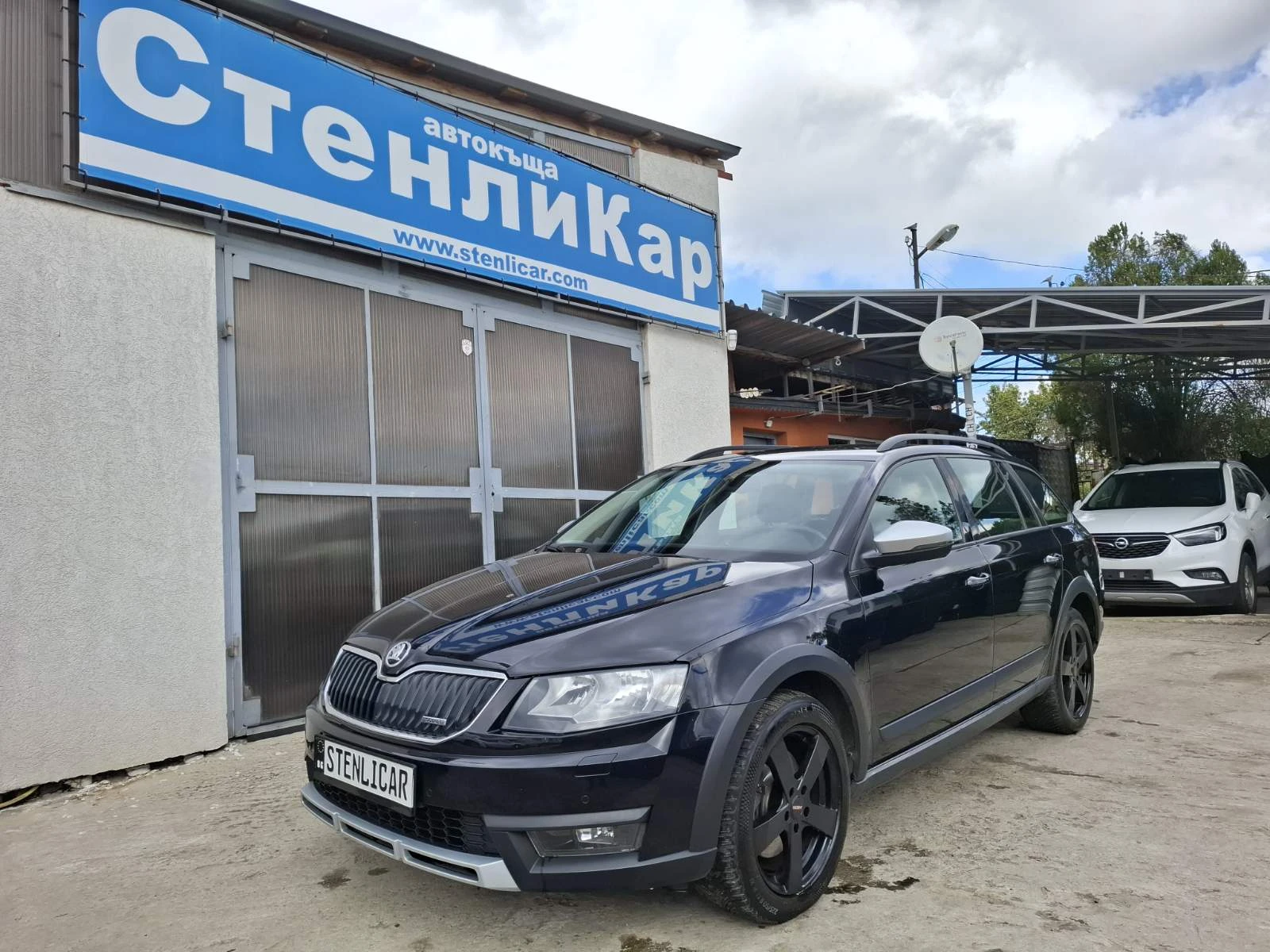 Skoda Octavia SCOUT-2.0TDI-DSG