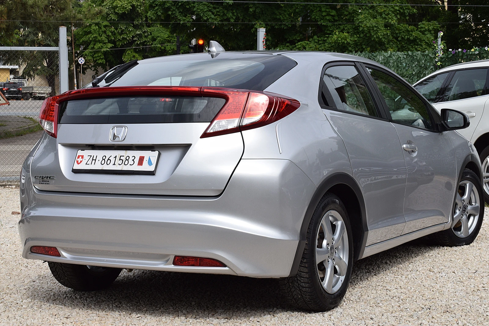 Honda Civic 2.2/ШВЕЙЦАРИЯ/LUX, снимка 4 - Автомобили и джипове - 54480881