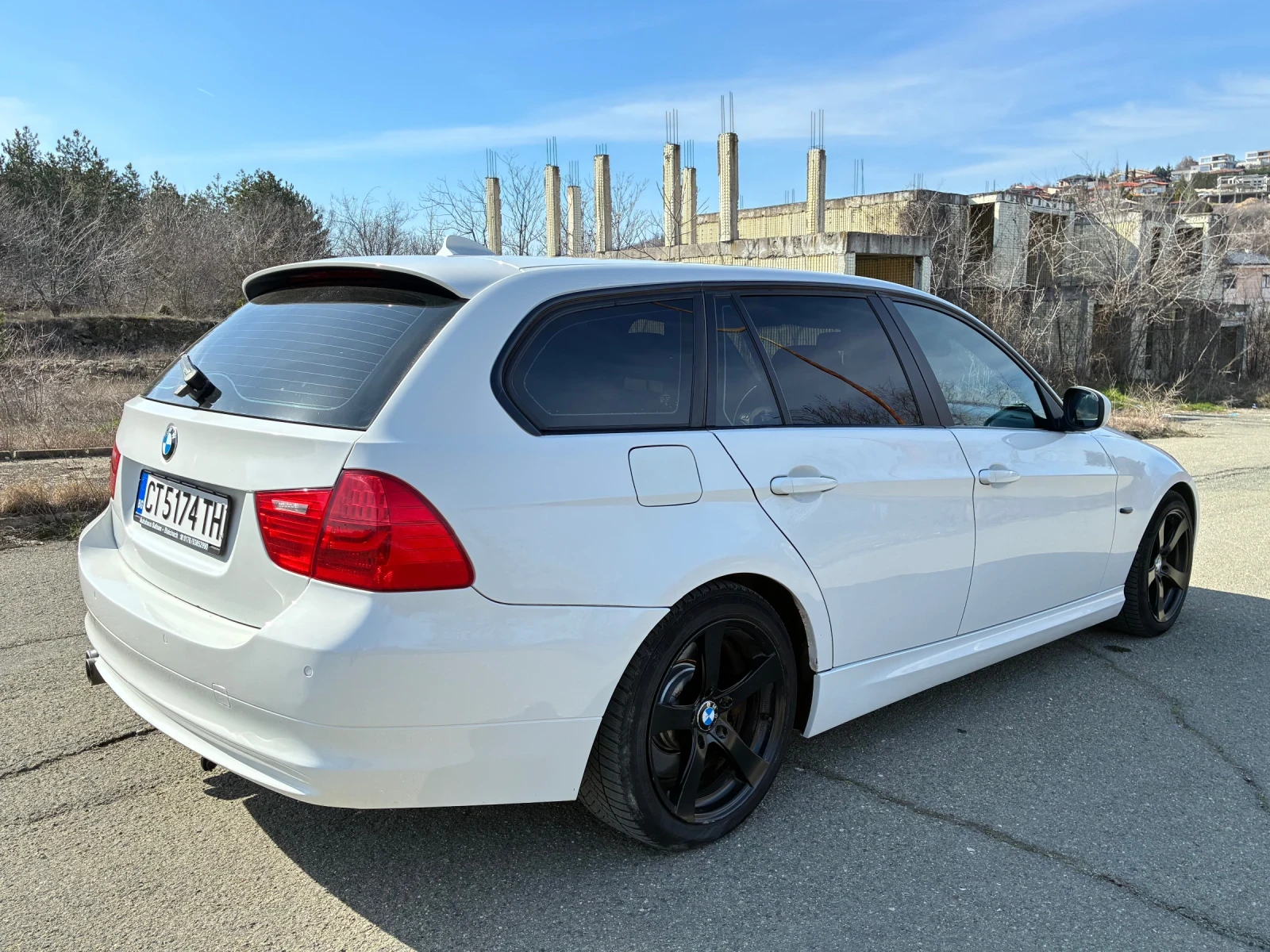 BMW 330 330xd LCI, снимка 8 - Автомобили и джипове - 54570642