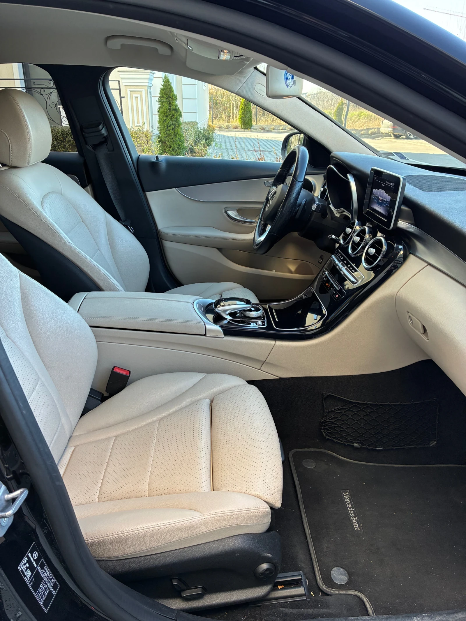 Mercedes-Benz C 250 C250d 9G, снимка 12 - Автомобили и джипове - 54786219