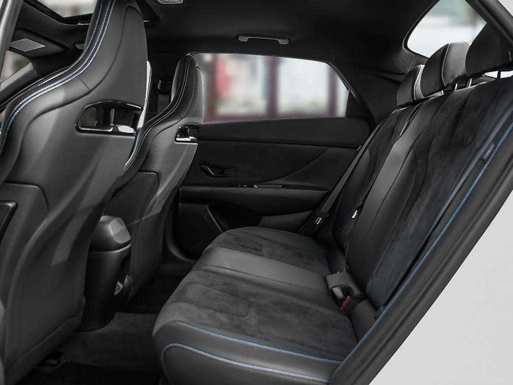 Hyundai Elantra * 1% Owners Loyalty Rate Reduction * CARFAX * ���� | Mobile.bg � ����������� 16
