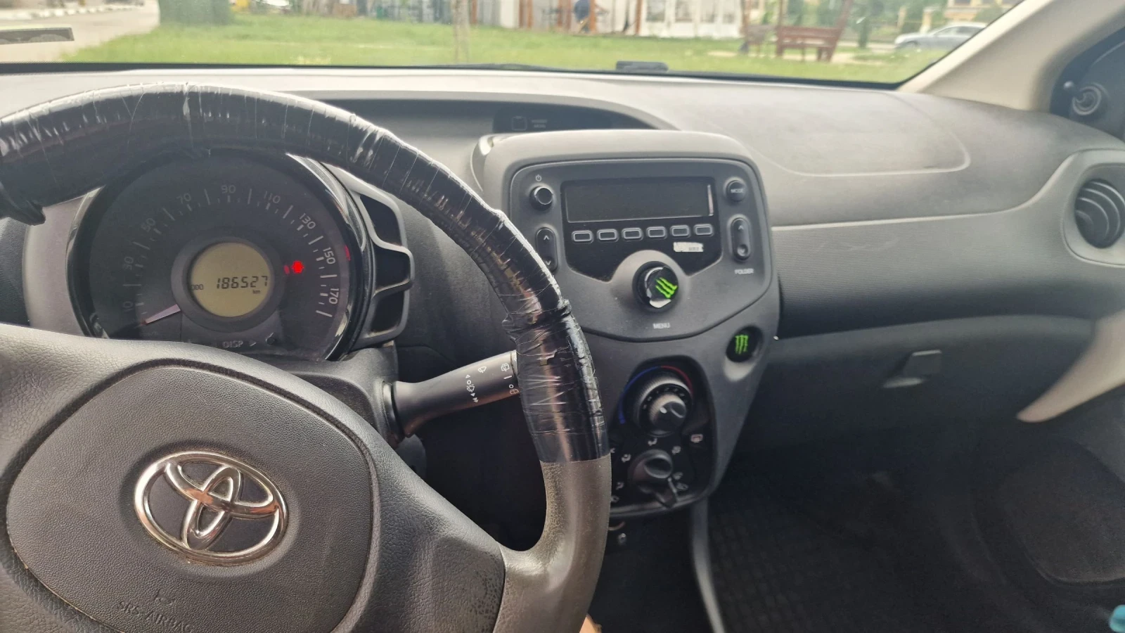 Toyota Aygo 1.0 , снимка 5 - Автомобили и джипове - 54893712