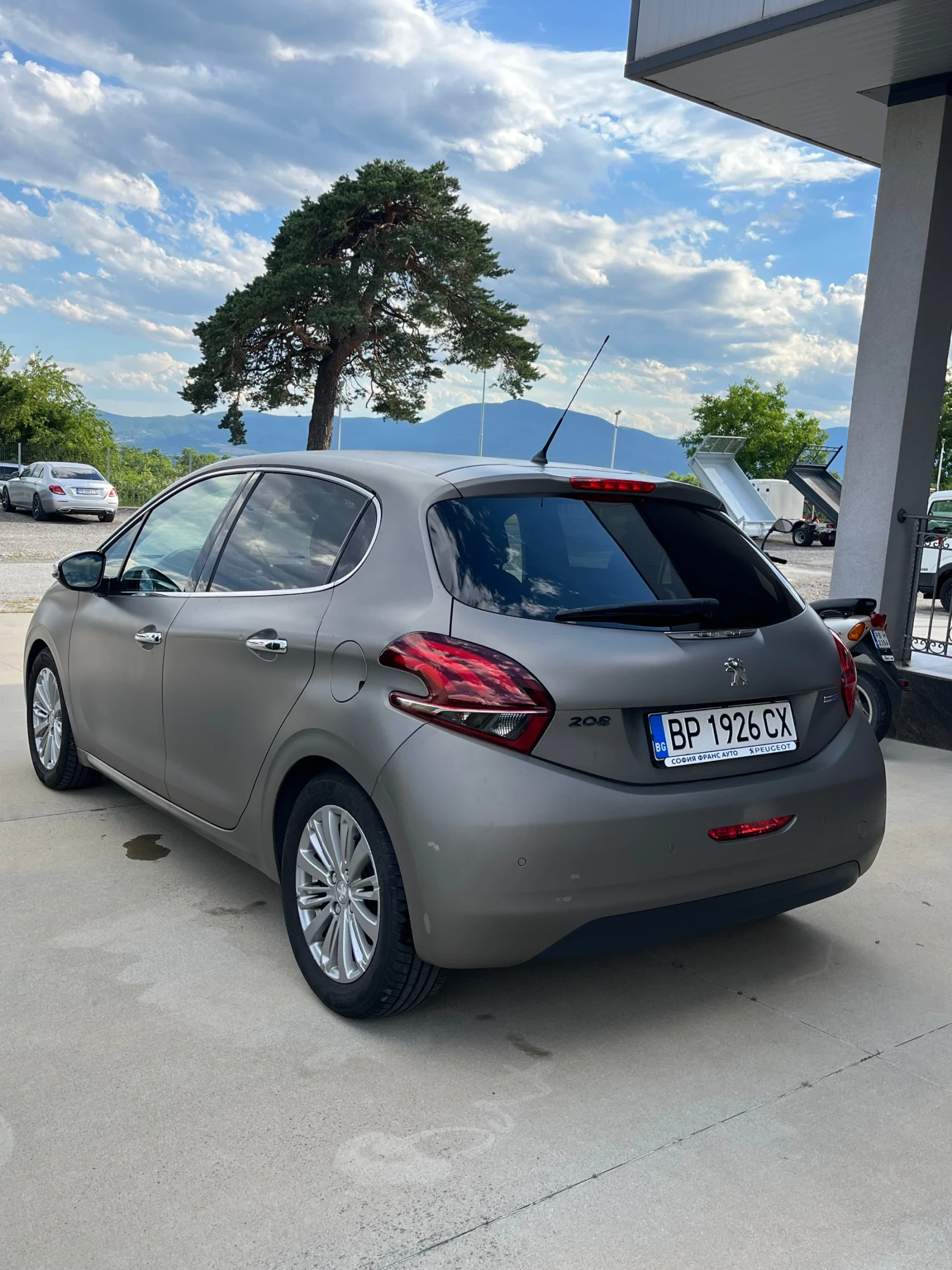 Peugeot 208 208 HDI , снимка 9 - Автомобили и джипове - 54919229