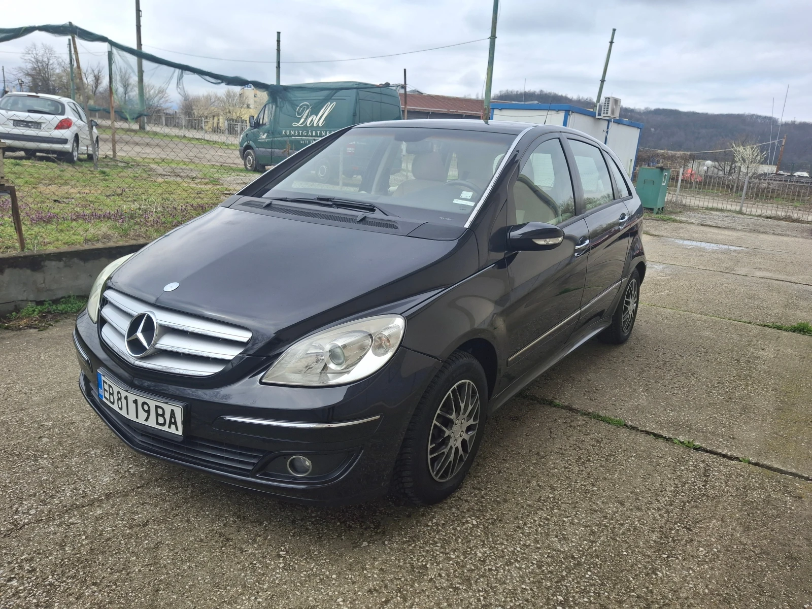 Mercedes-Benz B 170