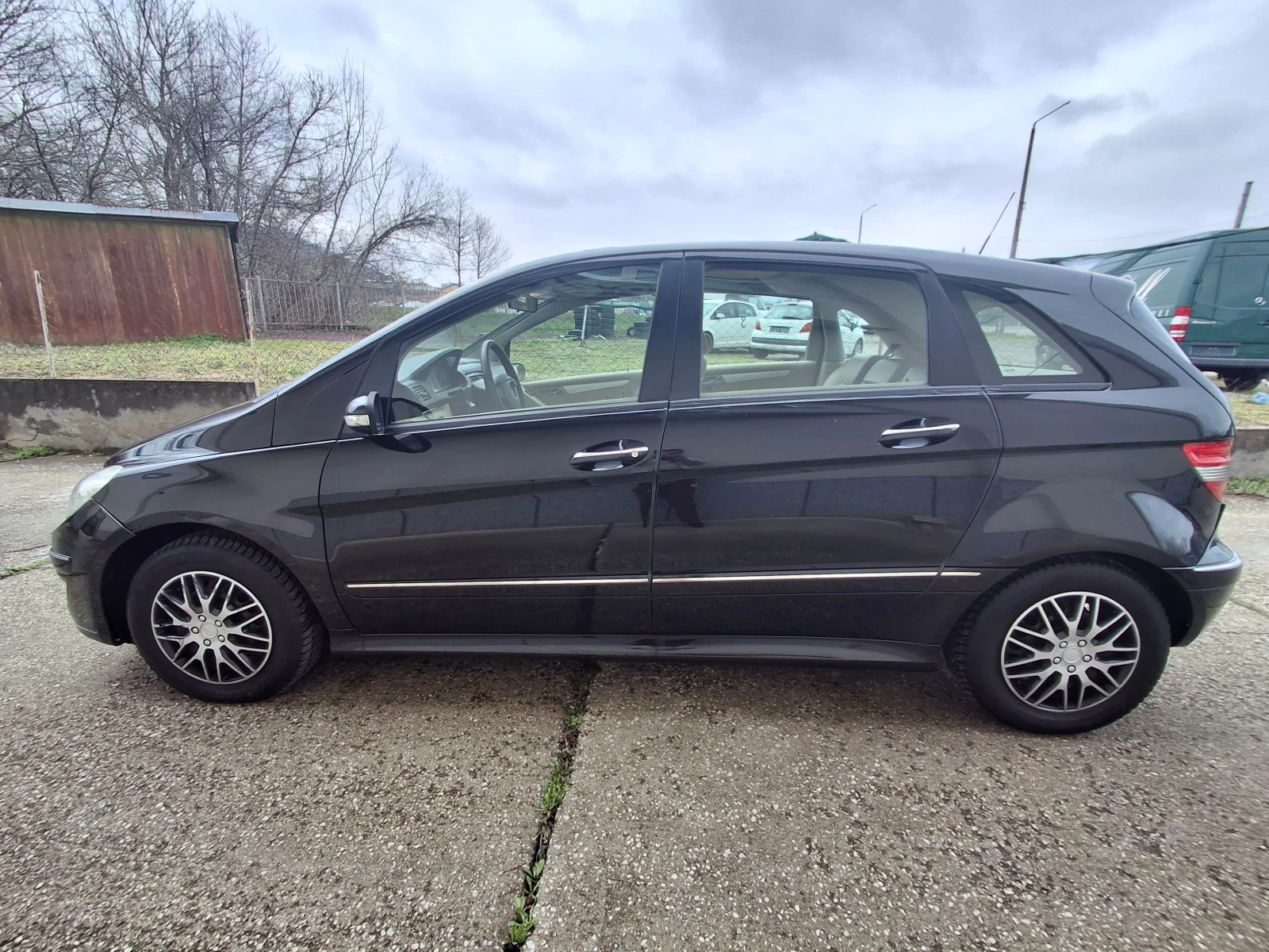 Mercedes-Benz B 170, снимка 3 - Автомобили и джипове - 55101050