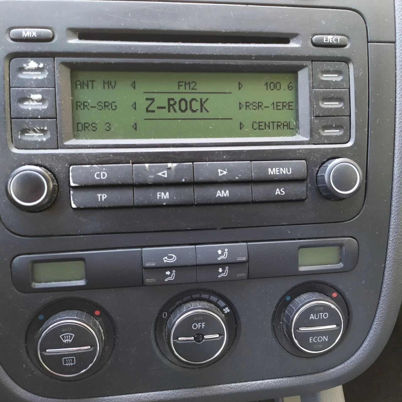 VW Golf 2.0 FSI, снимка 3 - Автомобили и джипове - 55220558