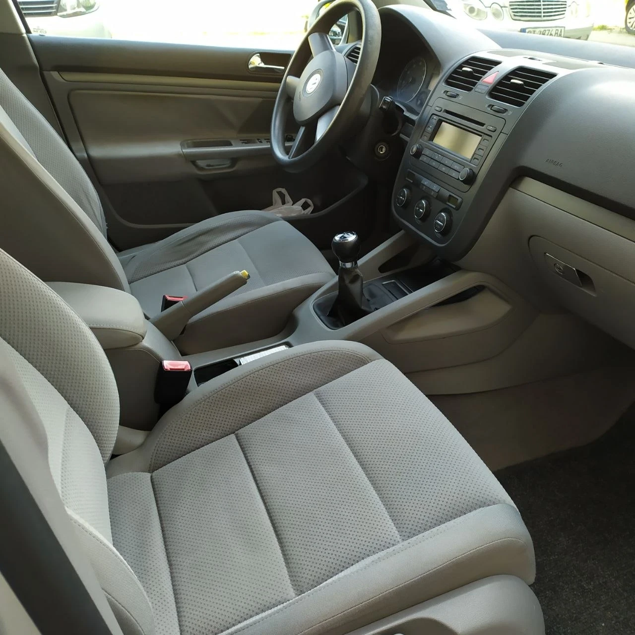 VW Golf 2.0 FSI, снимка 5 - Автомобили и джипове - 55220558