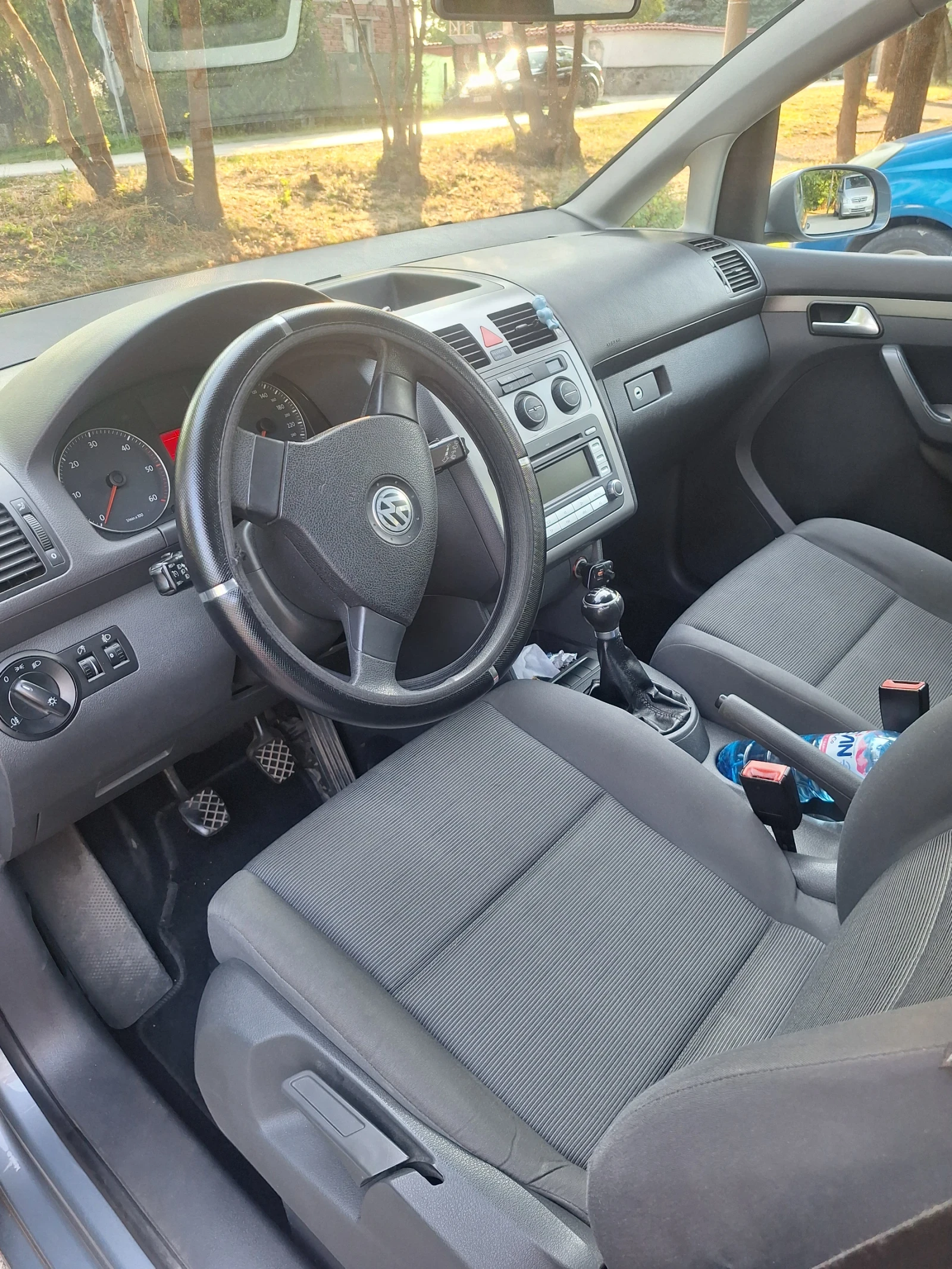 VW Touran, снимка 5 - Автомобили и джипове - 55403483