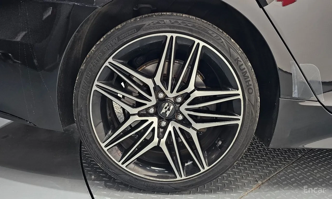 Kia Stinger 3.3 MASTERS | HEADS UP | ОБДУХ | NO ACCIDENTS, снимка 4 - Автомобили и джипове - 55509159