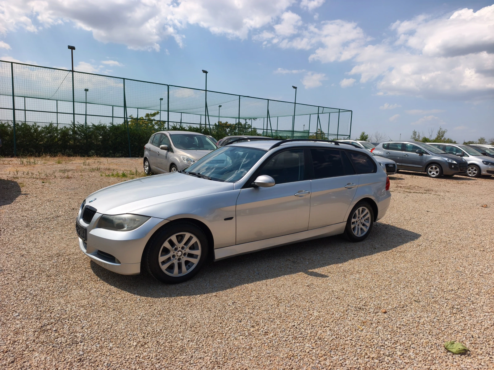 BMW 320  I 129k.c., снимка 10 - Автомобили и джипове - 55570922