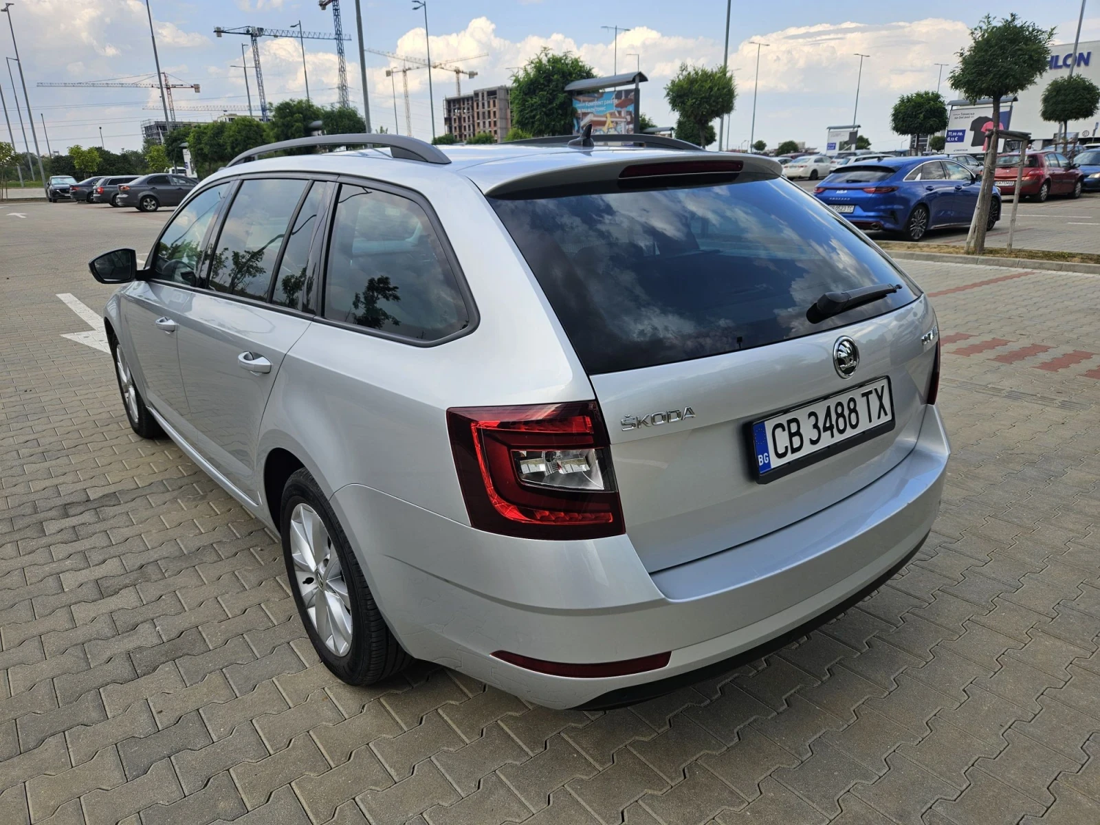 Skoda Octavia, снимка 3 - Автомобили и джипове - 56199754