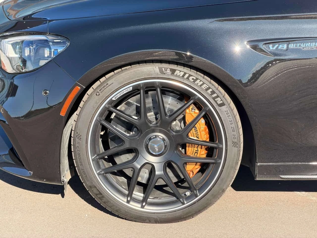 Mercedes-Benz E 63 AMG S 4MATIC+ Wagon| Carbon Ceramic Brakes| 2 КЛЮЧА, снимка 7 - Автомобили и джипове - 56216814