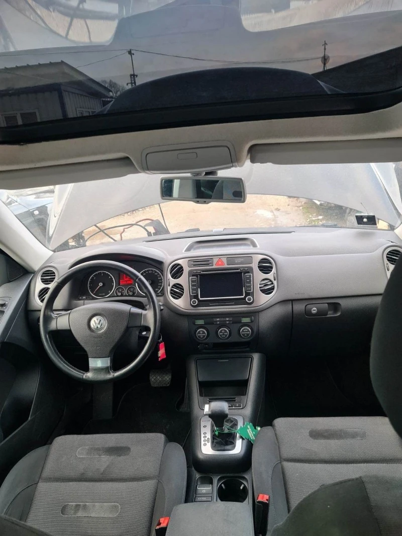 VW Tiguan 2.0tdi, снимка 6 - Автомобили и джипове - 39947060