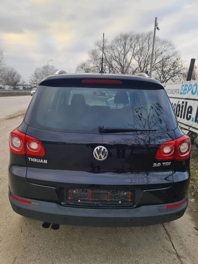 VW Tiguan 2.0tdi, снимка 5 - Автомобили и джипове - 39947060