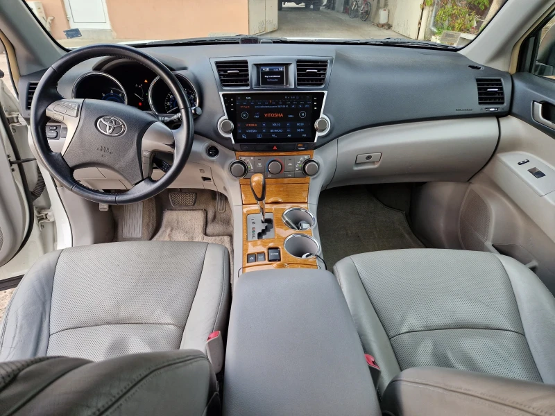 Toyota Highlander Hybrid 3.5 V6, снимка 8 - Автомобили и джипове - 47272462