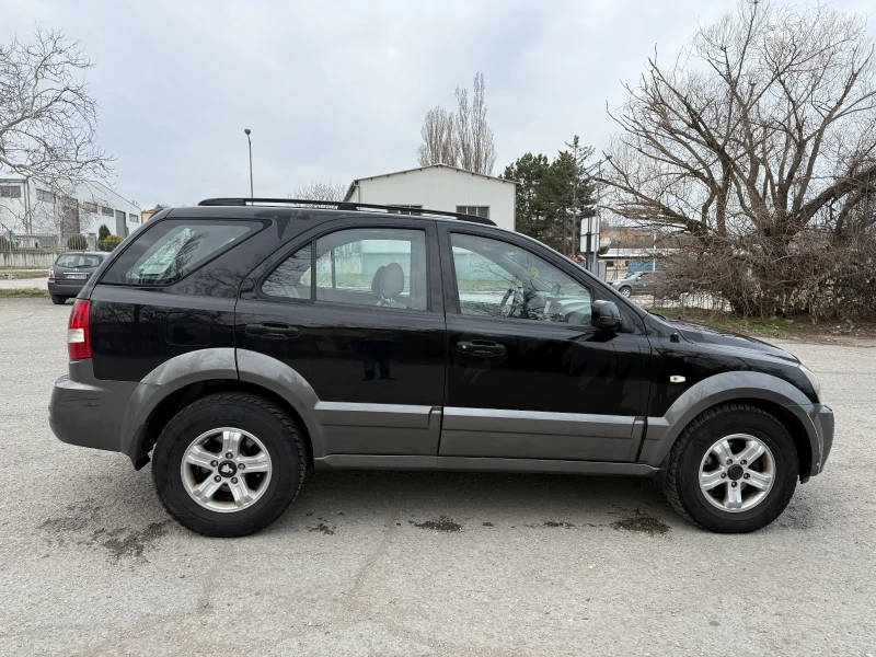 Kia Sorento 2.5 Дизел, снимка 6 - Автомобили и джипове - 49464827