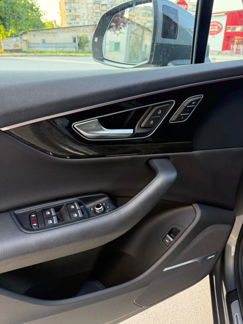 Audi Q7 3.0T PRESTIGE, снимка 12 - Автомобили и джипове - 51133776