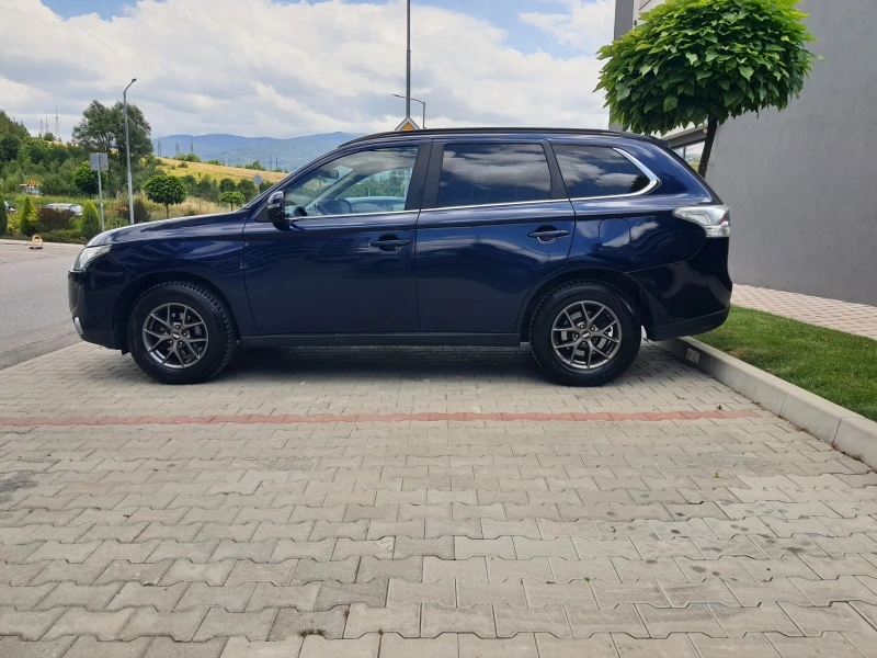 Mitsubishi Outlander 2.2DID , снимка 4 - Автомобили и джипове - 50986671