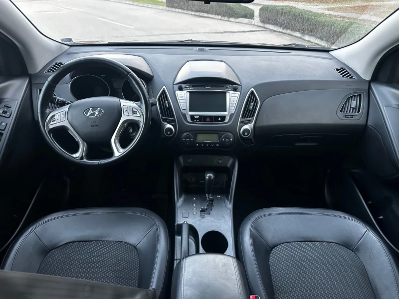 Hyundai IX35 4х4, снимка 12 - Автомобили и джипове - 52811185