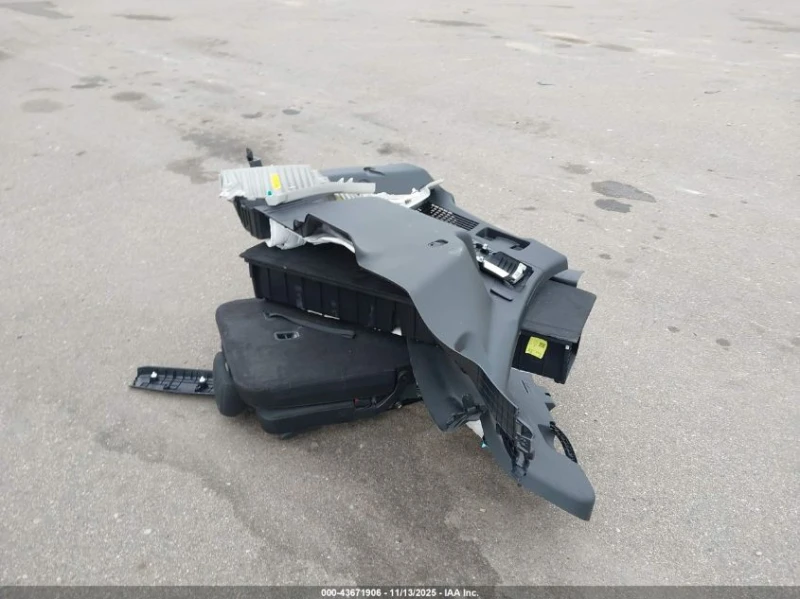 Kia Sorento 2.5l Lx, снимка 12 - Автомобили и джипове - 53237347