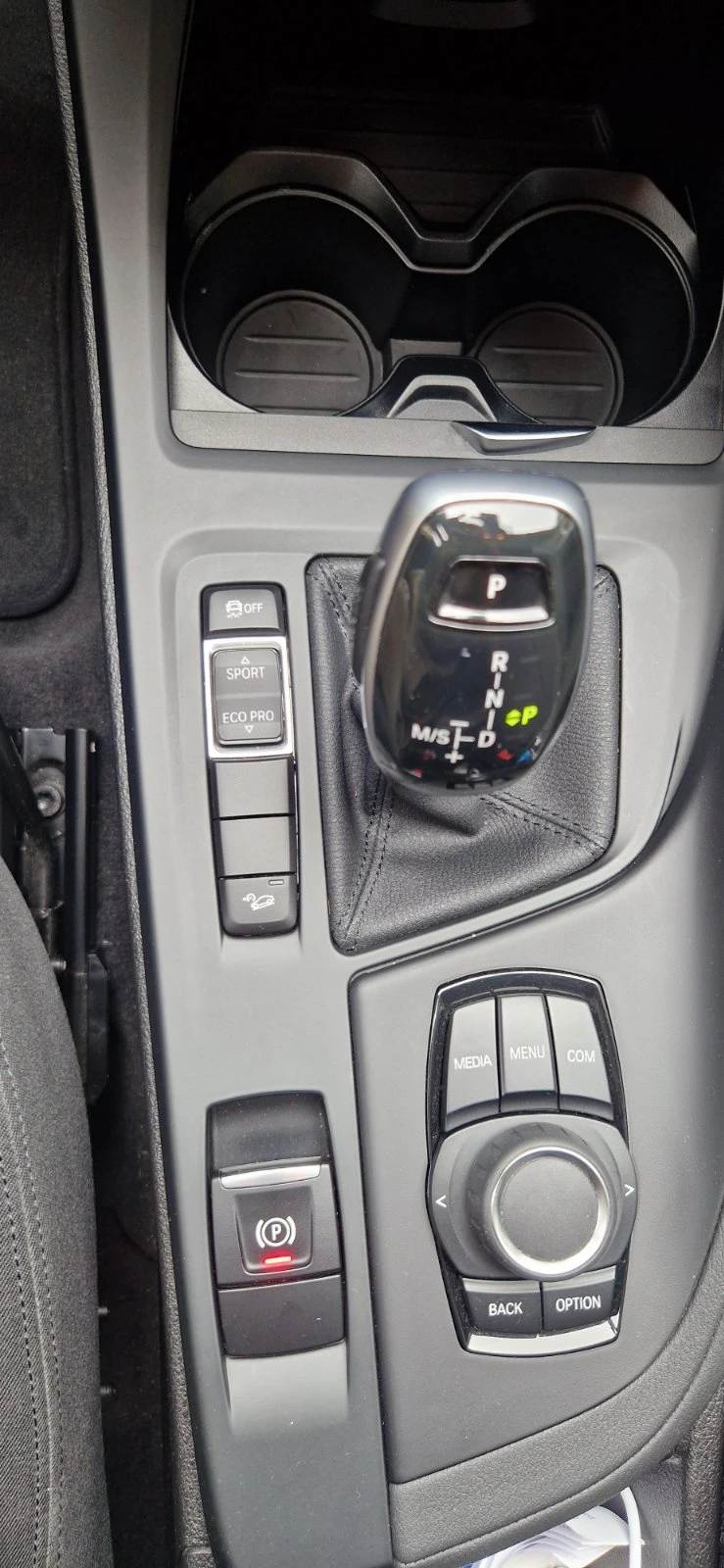 BMW X1 2.0i X drive, снимка 12 - Автомобили и джипове - 54209371