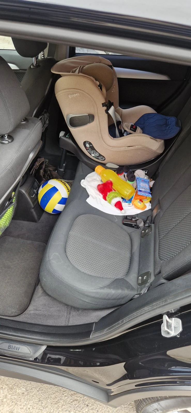 BMW X1 2.0i X drive, снимка 13 - Автомобили и джипове - 54209371