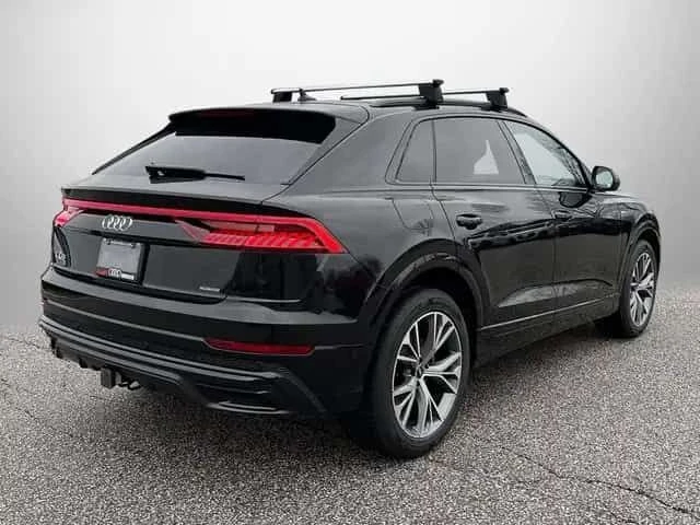 Audi Q8 * BLACK OPTICS * 360 * ОБДУХВАНЕ * ПАНО , снимка 3 - Автомобили и джипове - 54416052