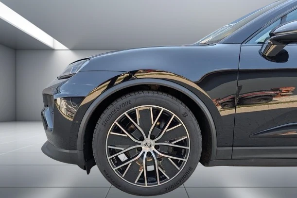 Porsche Macan 4 = Sport Chrono = Гаранция, снимка 3 - Автомобили и джипове - 55687336