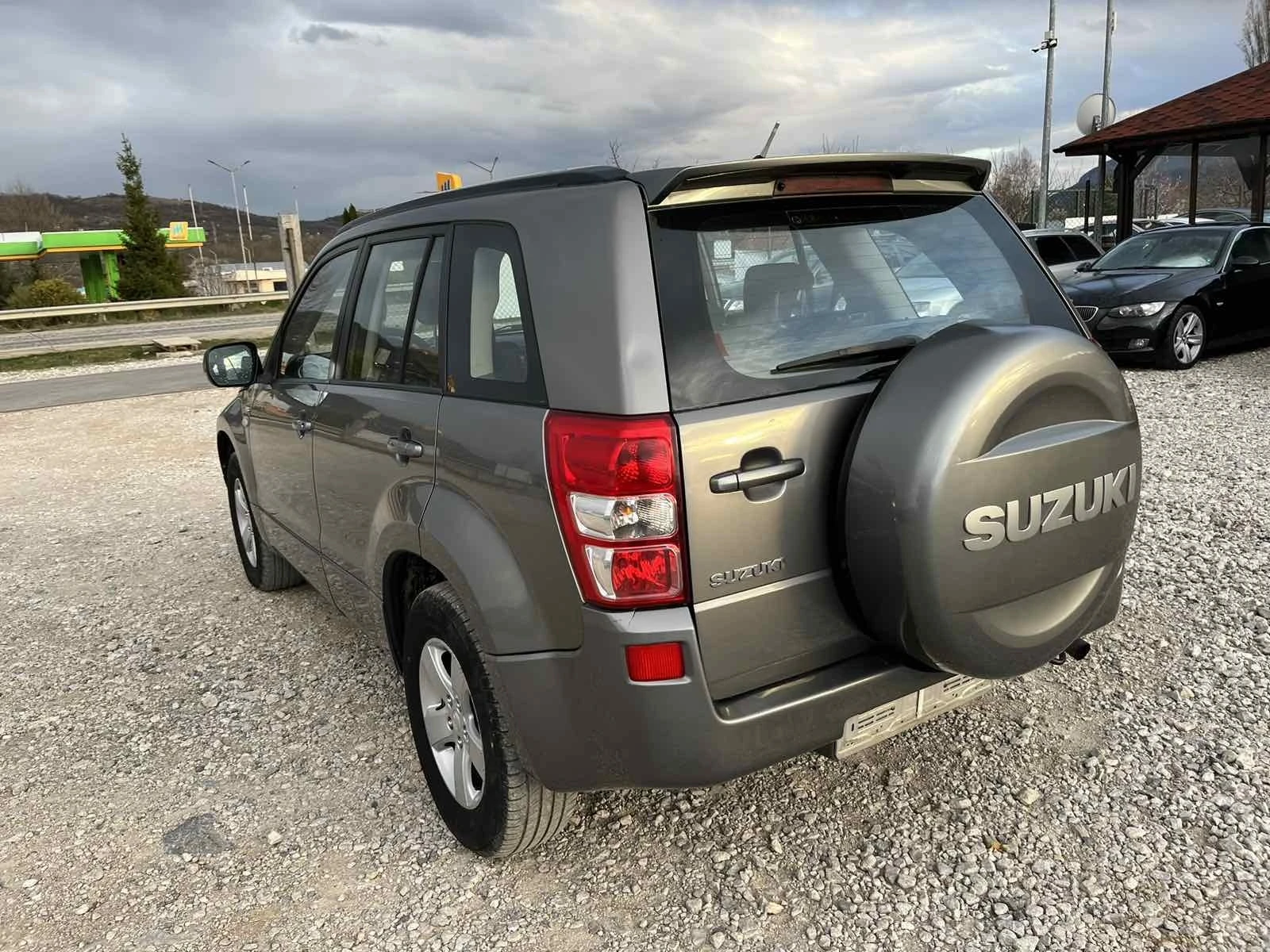 Suzuki Grand vitara 1.9DCI 129кс 4Х4, БЪРЗИ И БАВНИ КЛИМАТРОНИК ИТАЛИЯ - изображение 5