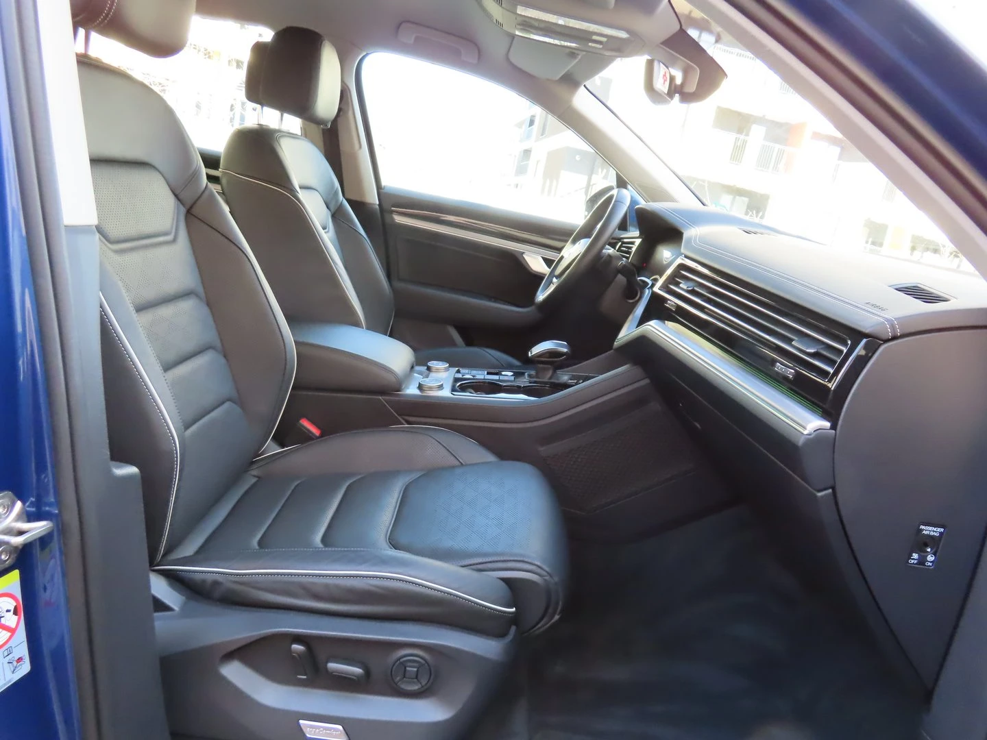 VW Touareg V6 TDI BMT 4MOTION - изображение 8