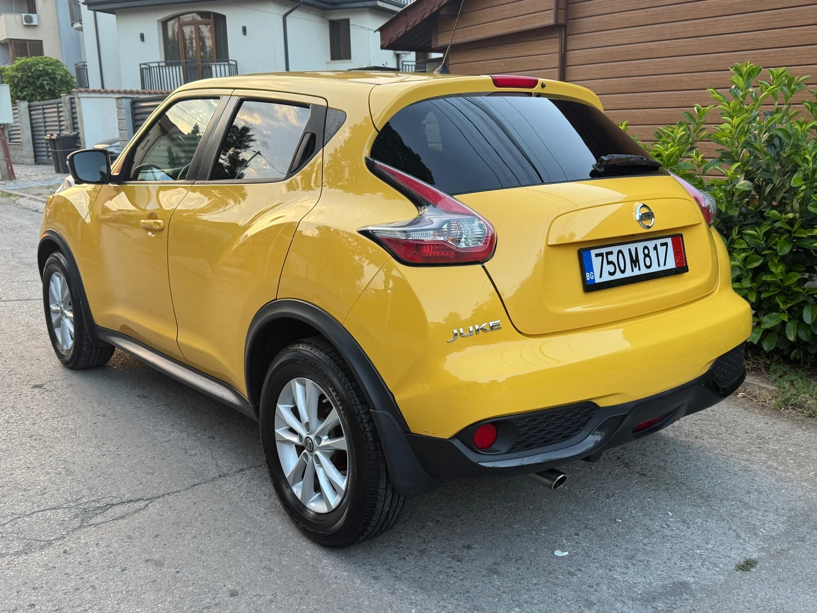 Nissan Juke Facelift 2014г. 1.2 DIG-T (115 кс) 360камера/Нави - изображение 8