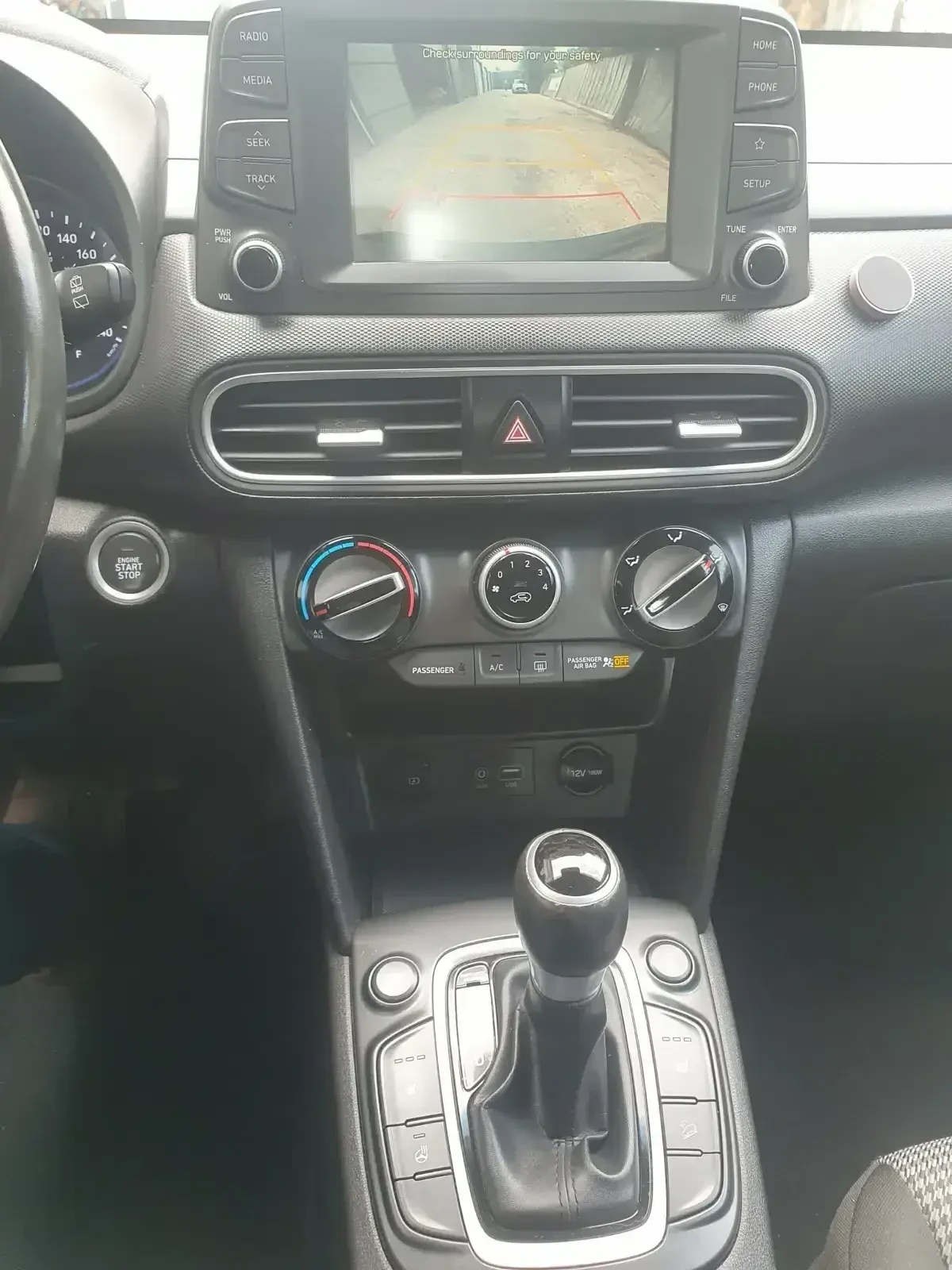 Hyundai Kona 2.0 i DOHC 4x4 - изображение 10