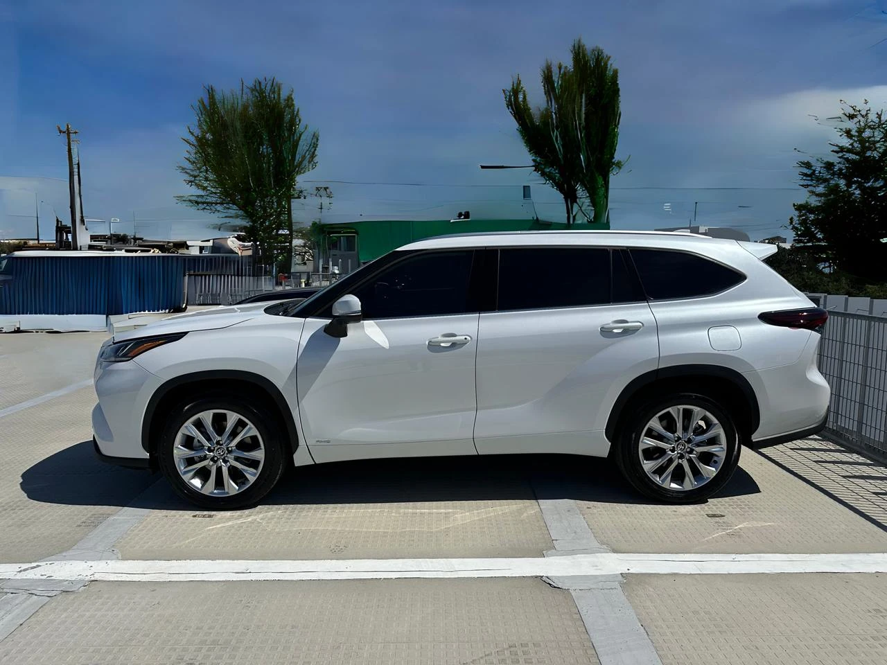 Toyota Highlander Hybrid Limited/БЕЗ ПЪРВОНАЧАЛНА - изображение 3