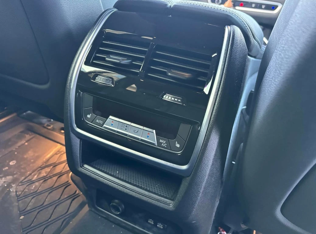 BMW X5 * xDrive40i * CARFAX * ��� ������������ ������ | Mobile.bg � ����������� 11