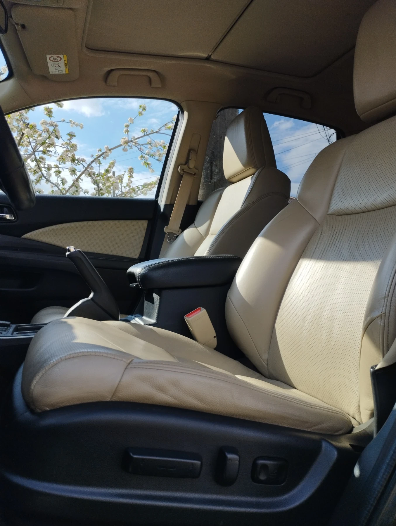 Honda Cr-v 1, 6 Execkluziv 4+ 4, снимка 12 - Автомобили и джипове - 54114335