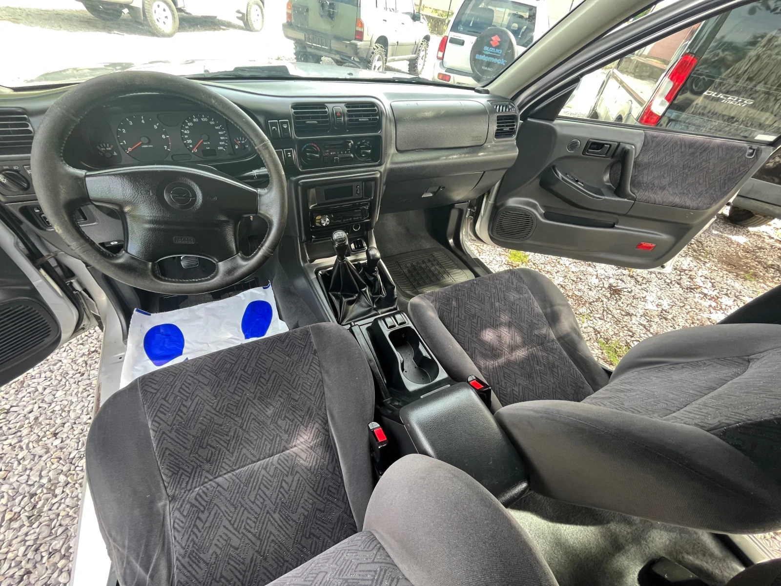 Opel Frontera 2, 2 бензин /Клима, снимка 9 - Автомобили и джипове - 54610752