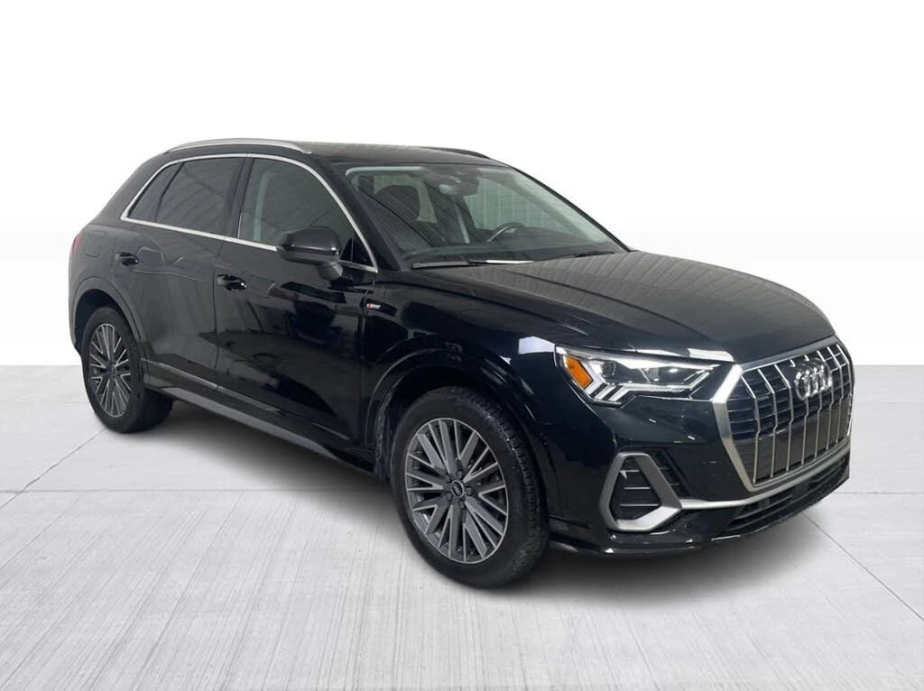 Audi Q3 * PANO * QUATTRO * Автокредит * (Цена до България), снимка 2 - Автомобили и джипове - 55626263