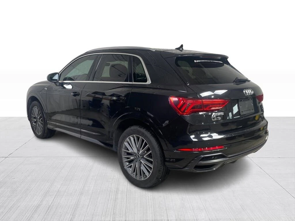 Audi Q3 * PANO * QUATTRO * Автокредит * (Цена до България), снимка 6 - Автомобили и джипове - 55626263