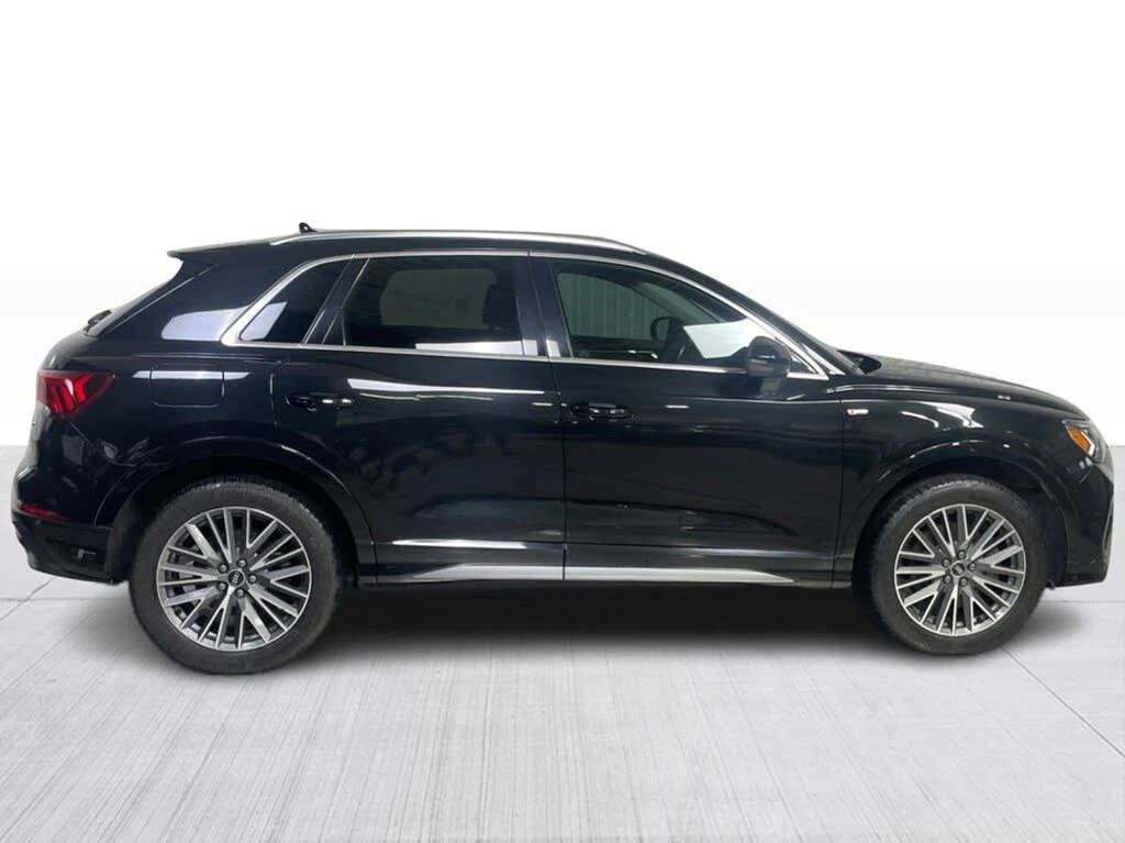 Audi Q3 * PANO * QUATTRO * Автокредит * (Цена до България), снимка 4 - Автомобили и джипове - 55626263