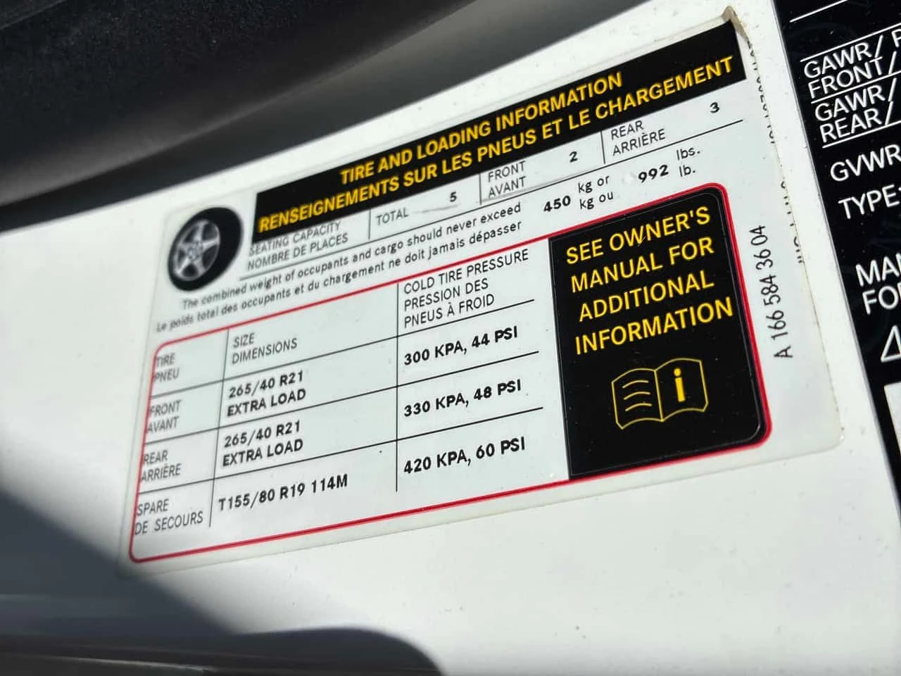 Mercedes-Benz GLE 400 4MATIC* DISTRONIC* 360КАМЕРИ* ПАНОРАМА* , снимка 11 - Автомобили и джипове - 55711357